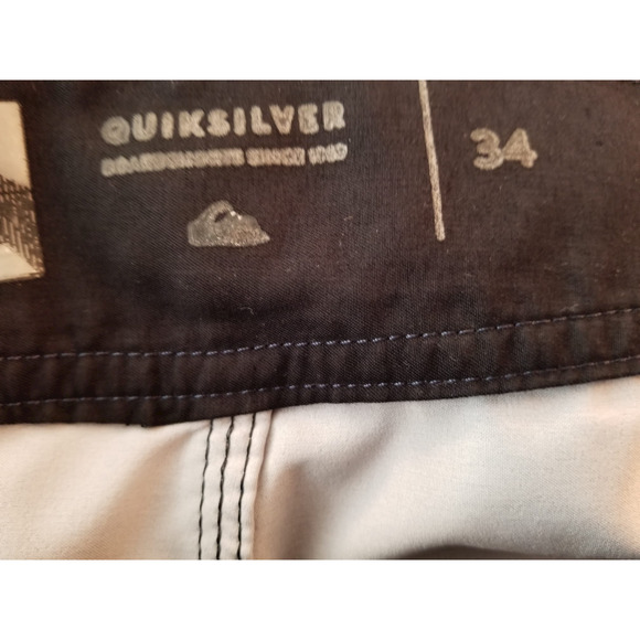 Quiksilver Multicolor Striped Swim Shorts Men's Size 34 Inseam 9 in - Picture 9 of 9